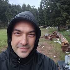 What music apps can be used without service?