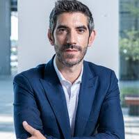 15300+ perfiles de «Aubert»