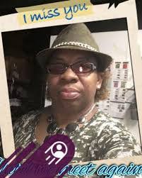 Beverly Hampton's Instagram, Twitter & Facebook