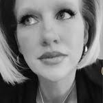 Lani Owens's Instagram, Twitter & Facebook