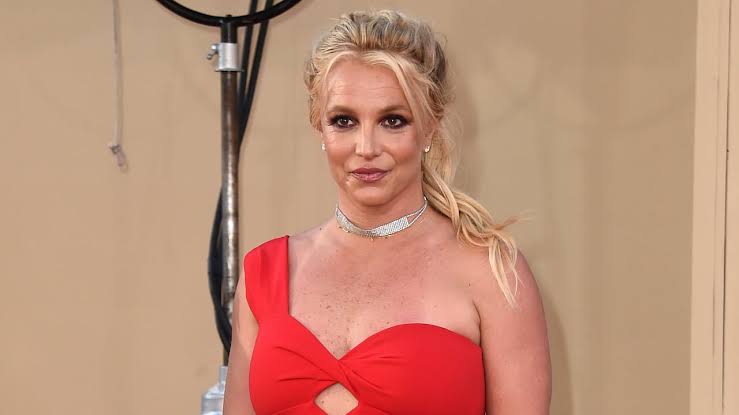 Britney Spears enters treatment facility weeks after DUI arrest | CBC News