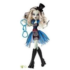 She was created by her parents (viveka and viktor stein), they created new salem contains two high schools: Mattel Monster High Frankie Stein Duo Shop De