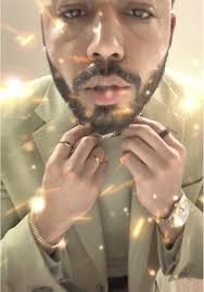 Annie Receives Endless Kisses from Fans