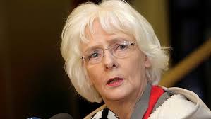 Ísland: Kanadiski dollarin ella evran