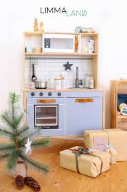 Du Suchst Ein Weihnachtsgeschenk Fur Dein Kleinkind Dann Greif Doch Zum Klassiker Eine Kinderkuche Von Ikea Mit Unseren