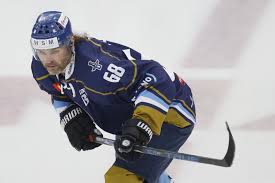 Rytíři sice vyhráli základní část, ale ve čtvrtfinále se museli sklonit před týmem z ústí nad labem. Rytiri Kladno Knights 2017 18 Czech Extraliga Pro Hockey Jersey Jaromir Jagr Dark