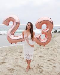 Beach Birthday Photoshoot Ideas For Adults 23 Things About Me My Styled Life Birthday Photoshoot 21st Birthday Photoshoot Birthday Photos