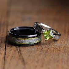 Black And Green Wedding Rings Green Wedding Ring Set With Peridot Engagement Ring And Meteorite 2540 Peridot Engagement Rings Green Wedding Rings Wedding Ring Sets