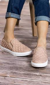 These Look So Comfy Love The Color Ecentrcq Steve Madden Slip On Sneakers In Blush They Have A Quilted Leather Upper Slip On Shoes Slip On Sneakers On Shoes