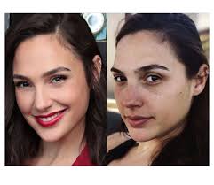 The organic illumination provides a stunning radiance to her skin, yet likewise makes her appropriate eye appear like she has a cataract. 30 Celebrities Without Makeup 2021 See The Real Face