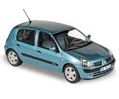 Maybe you would like to learn more about one of these? Renault Clio 2002 Blue