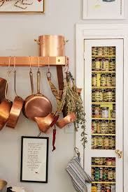 Deco 20 Idees D Accessoires Cuivres Vues Sur Pinterest A Vos Fourneaux Spots Cuisine Art Et Cuisine Cuisine Cuivre