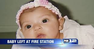 Mom Finds Baby In A Plastic Box. Then She Pulls Up Her T-Shirt To Do The  Unthinkable...