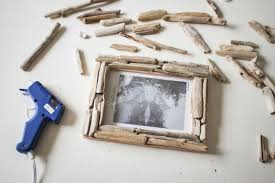 Basteln Mit Treibholz Diy Deko Mit Erinnerungen An Den Strandurlaub Selber Machen Holz Treibholz Bilderrahmen Basteln