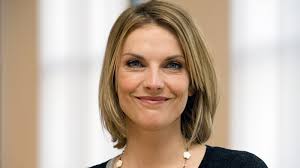 Sowas ist okay, wenn es einem älteren menschen privat passiert. Heute Journal Moderatorin Marietta Slomka Lacheln Lernen Medien Sz De