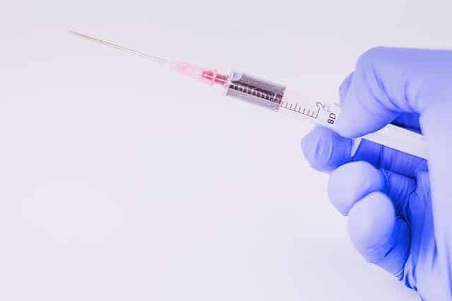 Novocaine Side Effects Explained | HiTek Family Dental Blog