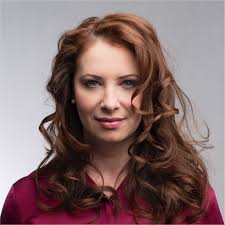 Izabella Szőcs Email & Phone Number