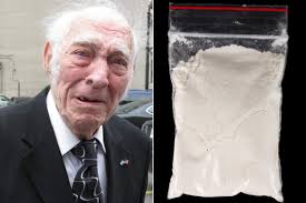 90-year-old drug mule gets 3 years