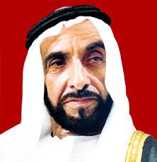 ساهم الشيخ زايد فى تغيير العادات والتقاليد التى يتبناها الكثير من الأشخاص وهى عدم ذهاب المرأة للدراسة وقد أعطى مثل بزوجته وبناته وهو يريد من ذهابهم للمدارس وذلك حتى يستطيع من السيطرة على الأهالى. ØªÙ… Ù‚Ø§Ø¯Ø© Ø¥Ù…Ø§Ø±Ø© Ø£Ø¨ÙˆØ¸Ø¨ÙŠ