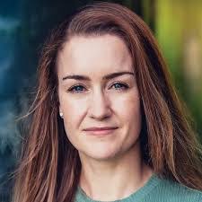 Claire Lawrence's Instagram, Twitter & Facebook