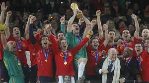 La selección de fútbol de españa es el equipo formado por jugadores de nacionalidad española que representa a la real federación española de fútbol en las competiciones oficiales organizadas por la. Sorteo Mundial 2018 Rusia Sudafrica 2010 La Seleccion Espanola Se Proclama Campeona Del Mundo Marca Com