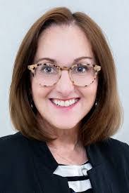 Caryn Wang's Instagram, Twitter & Facebook