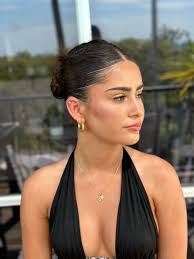 Looking for recent graduates/ models to use my beauty dish