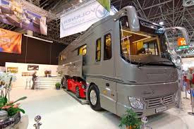 Volkner Performance S Caravan Bus Girl Camper