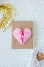 Diy Gold Pattern Honeycomb Heart Gift Wrap Lovely Indeed Heart Gift Wrapping Honeycomb Gift Diy Gift Wrapping