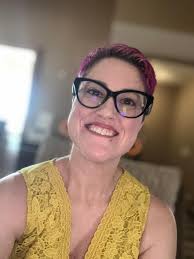 Yall please Respect us People who wear Glasses… We really paid money to be  able to see yall you know 🤷🏽‍♂️