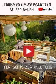 Uberdachte Terrasse Aus Paletten Selber Bauen Terrassenuberdachung Terrassen Ideen Aus Paletten Patio Roof Easy Patio Outdoor Furniture Sets