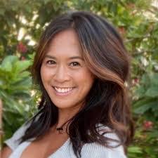 Ellen Heller's Instagram, Twitter & Facebook