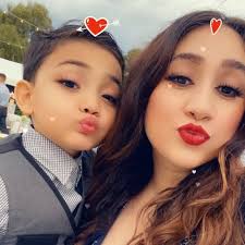 Miriam Edith Almeida (@mirii_13) • Threads, Say more