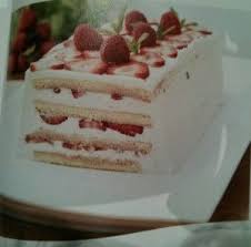 Shortcake Aux Fraises Creme Au Chocolat Blanc Projet 18 Atelier Daniel Vezina Desserts Food Cheesecake