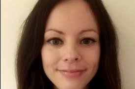 Naomi Bright's Instagram, Twitter & Facebook