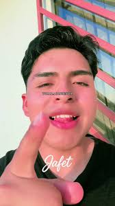 Cuando La Notas Diferente: Reconocimientos Y Conflictos