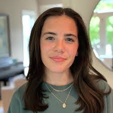 Griselda Calvillo's Instagram, Twitter & Facebook