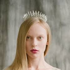BRIENNE Quartz Crown, Crystal Crown for a Whimsical Bride, Unusual Tiara,  Statement Headpiece, Raw Quartz Crown, Clear Modern Accessory