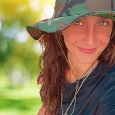 Nina Dalton's Instagram, Twitter & Facebook