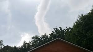 Beschreibung der warnlage deutschland ausgegeben vom deutschen wetterdienst am montag, 28.06.2021, 04:09 uhr zurzeit keine. Warnung Vor Schwerem Gewitter Tornados Im Fichtelgebirge Moglich Fichtelgebirge Frankenpost
