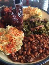 When you think of soul food dinners, your mind probably conjures up foods that are high in salt and oil. Essieeeejayyy Soul Food Dinner Homemade Comfort Food Recipes