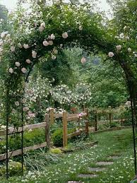 I Can Picture This As An Entry For A Veggie Garden Or Some Type Of Mystical Garden Beautiful Gardens Garden Inspiration Cottage Garden