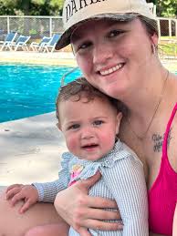 The girls are ready for the school year to begin! ❤️ #GoHawks  #hoollywoodelementry #prek & #1stgrade 👯‍♀️