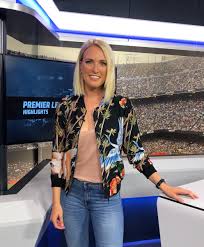 Ruth hoffmann, schöne moderatorin des senders sport1, macht derzeit urlaub im andalusischen jerez so haben die meisten ruth hofmann von sport1 noch nie gesehen: Ruth Hofmann No Twitter Feels Good To Be Back Heute Ab 22 15 Uhr Die Premier League Highlights Und Direkt Im Anschluss 3 Liga Pur Sport1 Https T Co Opuwsyvsu4