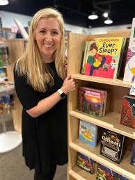 Book Giveaway: DO MOMMIES EVER SLEEP? by Kim Howard