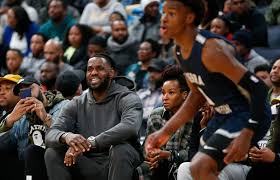 Lebron and savannah met as teenagers and now have three children together. Lebron James Jr Leads High School Past His Father S Alma Mater The New York Times