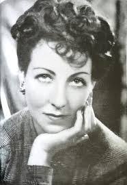 Ellen Pollock's Instagram, Twitter & Facebook