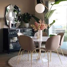 Kitchen dining room ideas pinterest. Sleek And Alluring Dinner Table Setting In The Chic Paris Apartment Of Mrs Lappartement Feat Dining Room Small Farmhouse Dining Rooms Decor Dining Room Design