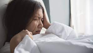 Pada kebiasaannya, simptom yang berlaku berbeza, bergantung kepada faktor penyebabnya sendiri. Sakit Kepala Sebelah Kiri Ini Penyebab Dan Obatnya Honestdocs