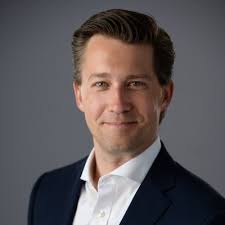 Comparing the Similarity of Neighborhoods in Toronto and New York City